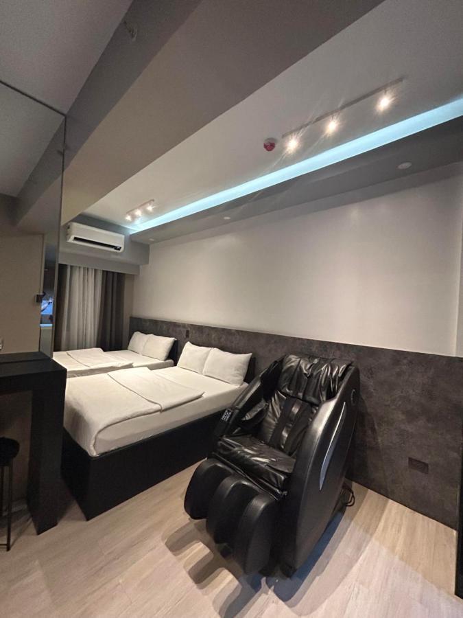 Pasay Condotel With Massage Chair And Ps4- Stellar Suites Hotel
