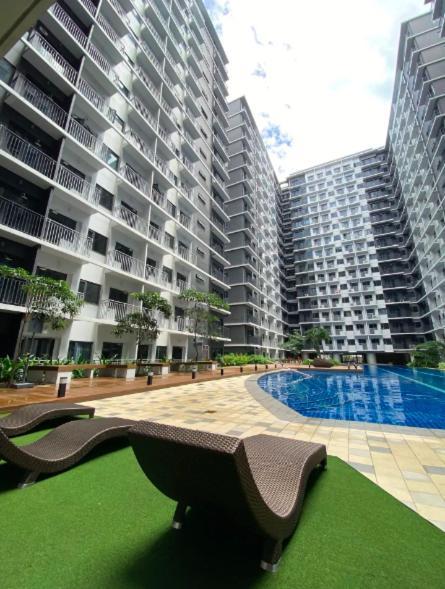 Hotel Pasay Condotel With Massage Chair And Ps4- Stellar Suites 5*